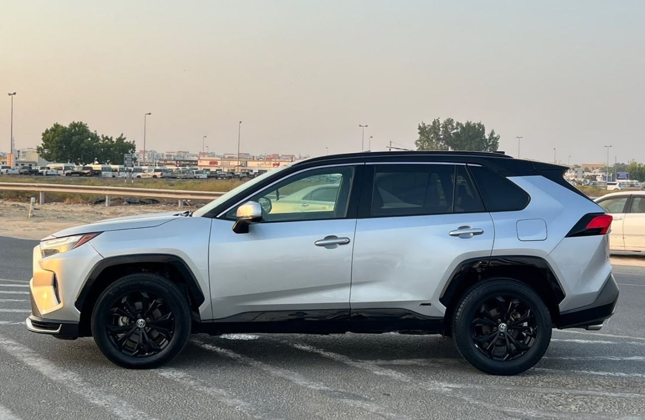 Toyota RAV4 2023 Toyota Rav4 Hybrid XSE Full Option 2.5L V4 - Sunrof - Leather Seat - AWD 4x4 - Rear Camera & Se