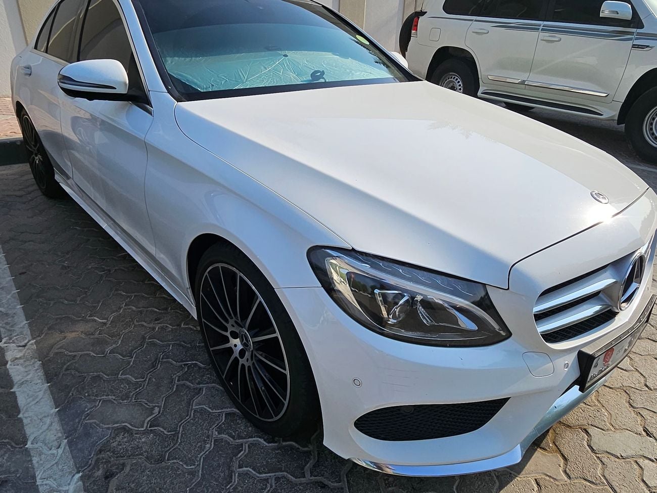 مرسيدس بنز C 200 إيه إم جي