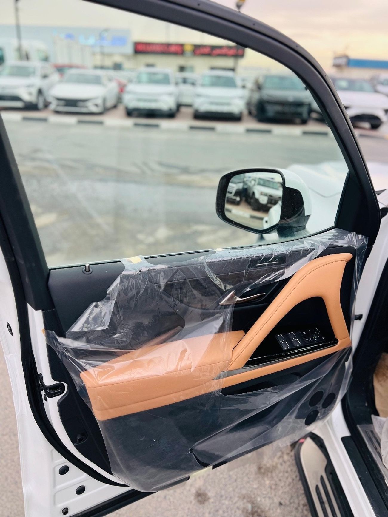 Lexus LX600 SIGNATURE