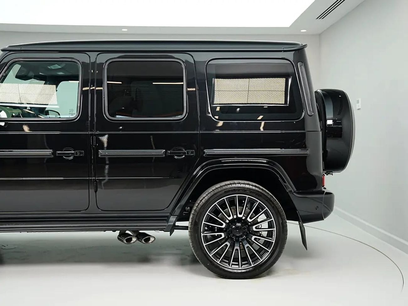 Mercedes Benz G63 AMG STANDARD G 63 AMG | A22 | CARBON PACKAGE | FULL OPTION