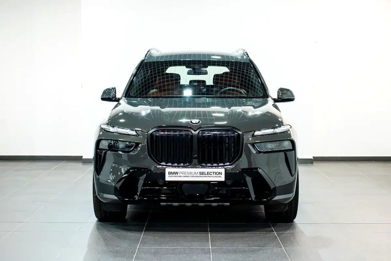 BMW X7 xDrive40i Luxury M Sport Package 7 Seats+5000 Extra color