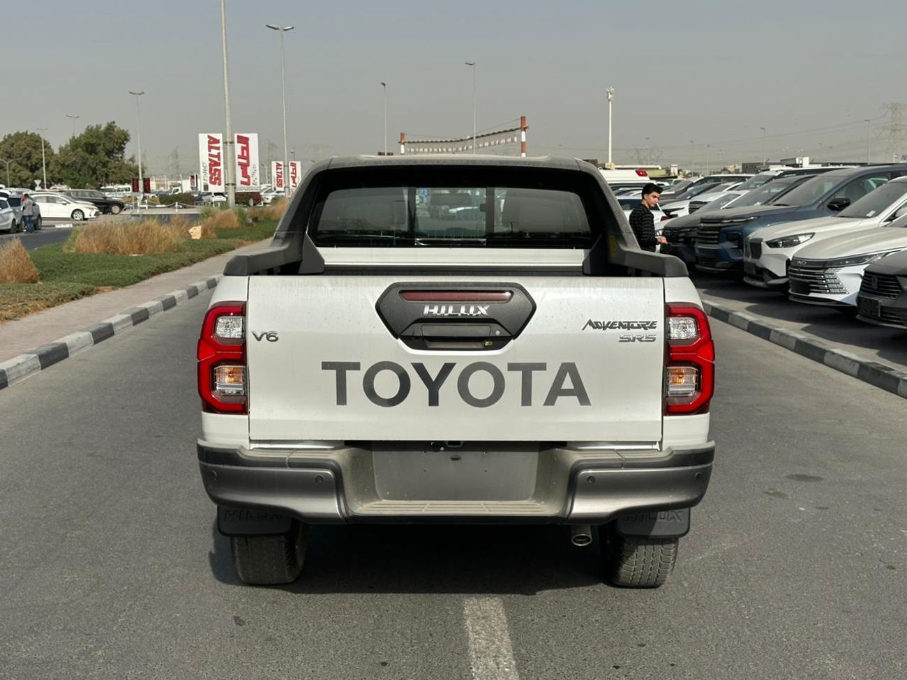 تويوتا هيلوكس 2026 HILUX D/C 4WD 4.0 V A/T EXL WHITE | BLACK