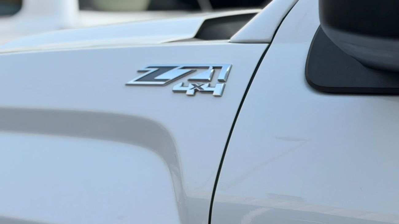 جي أم سي سييرا 1500 CREWCAB SLE Z71