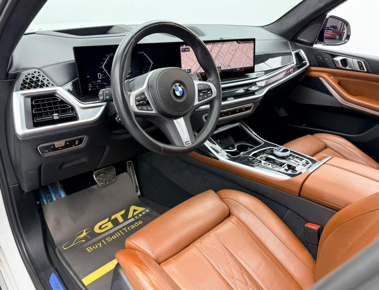 BMW X7 40i LUXURY 2023 BMW X7 xDrive40i, 2028 BMW Warranty + Service Pack, Full BMW Service History, GCC