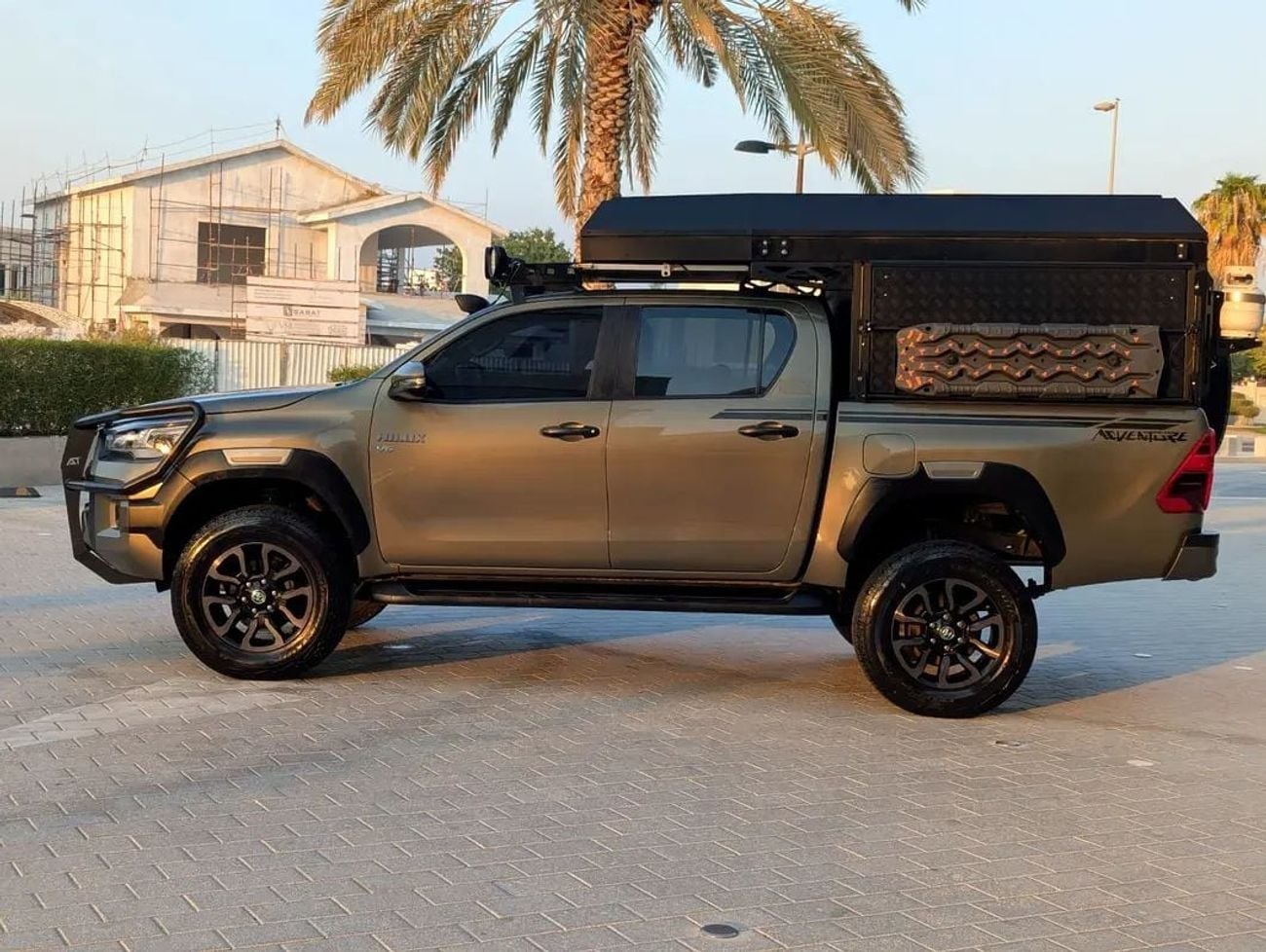 Toyota Hilux ADVENTURE GCC Specs V6 4.0L interior and Exterior Excellent Condition
