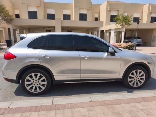 Porsche Cayenne STANDARD