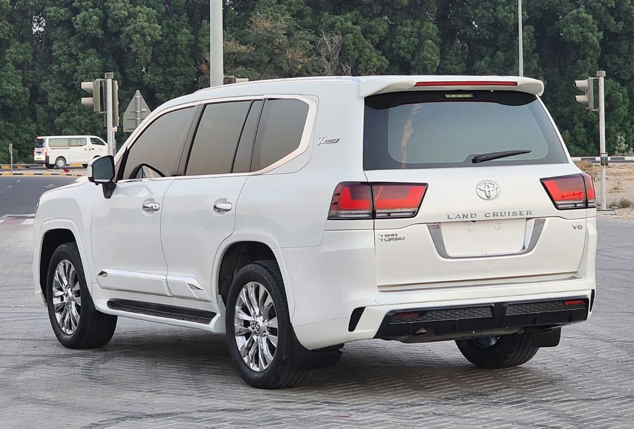Toyota Land Cruiser GXR UPGRADE 2025
