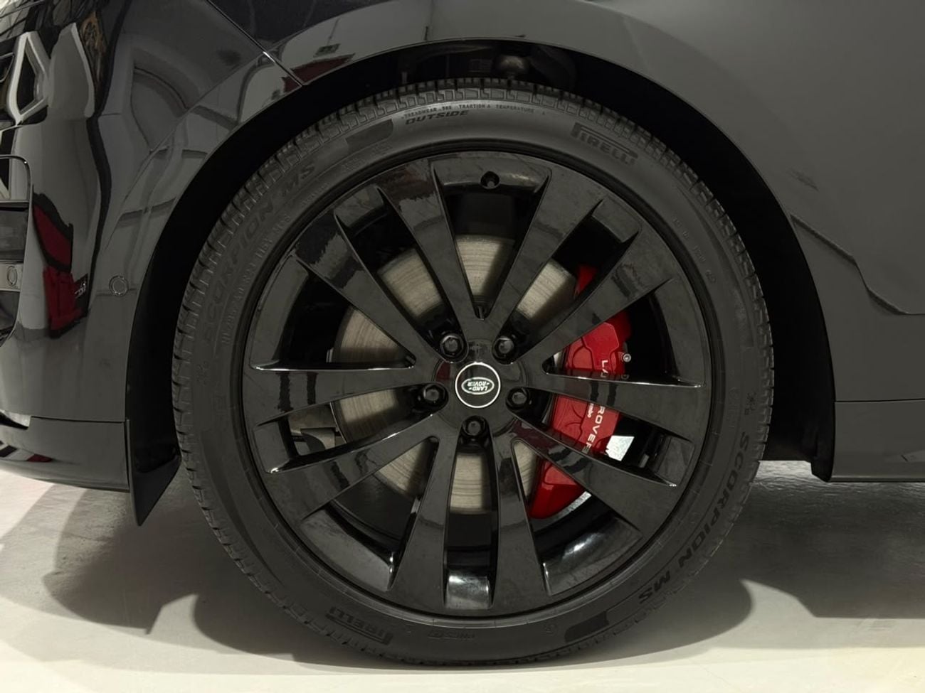 Land Rover Range Rover Sport DYNAMIC SE P530 2025