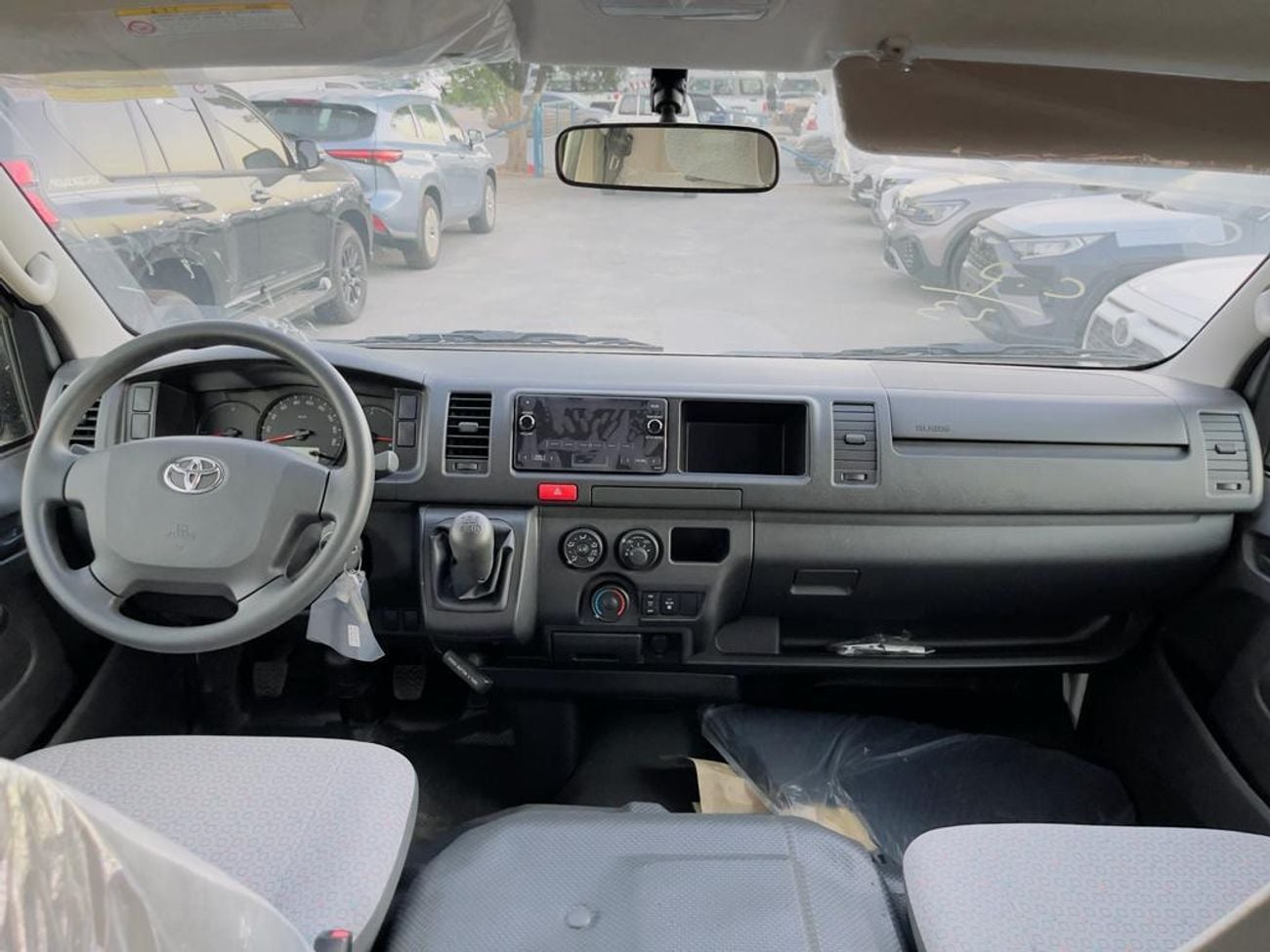 تويوتا هاياس GL Toyota Hiace High Roof