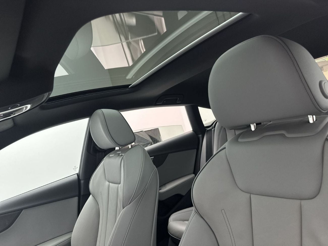 أودي A5 40 TFSI 190hp (Ref# 99391)