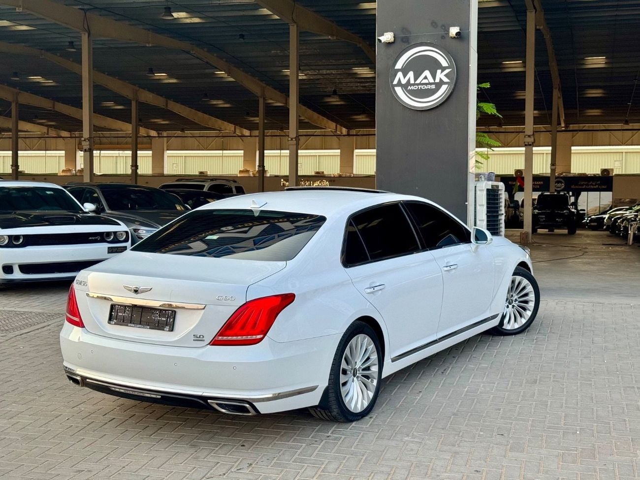 Genesis G90 ROYAL G90 ROYAL /LOW MILEAGE / 360 CAMERA/ REAR SCREENS/ FULL OPTIONS /