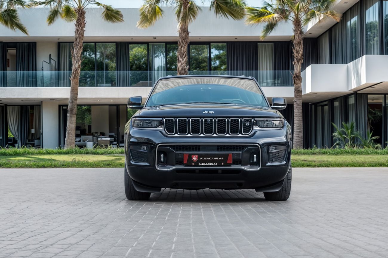 جيب جراند شيروكي Overland Grand Cherokee Overland | 3,721 P.M | 0% Downpayment | Perfect Condition!