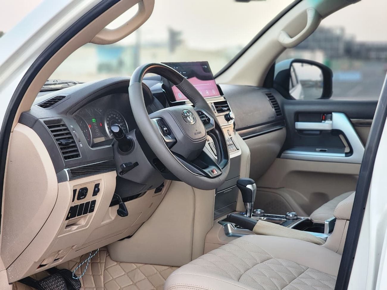 Toyota Land Cruiser GXR V6 MODEL 2014 UPGRADE 2024