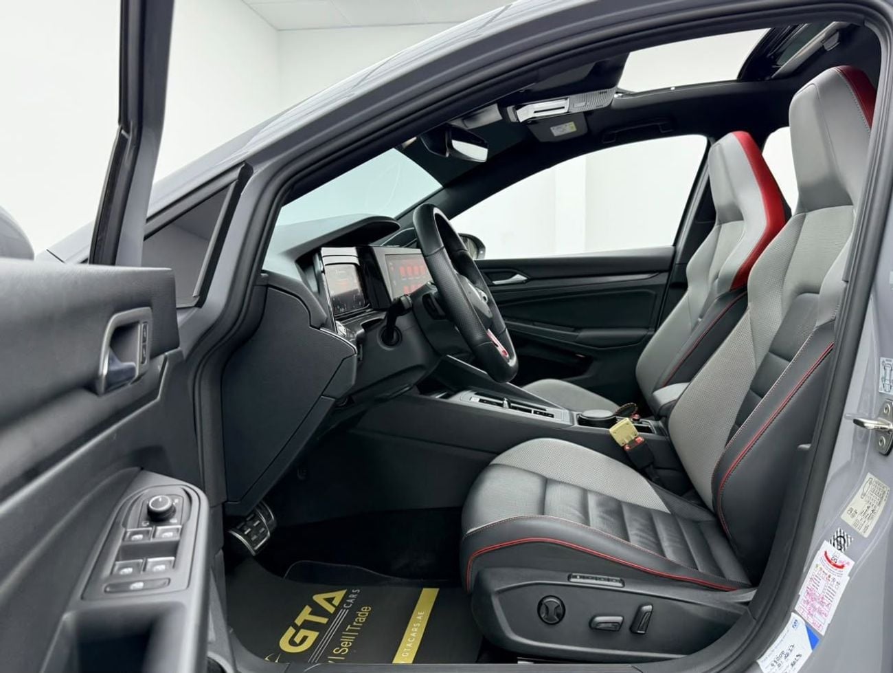 فولكس واجن جولف GTI P2 2022 Volkswagen Golf GTI, Warranty, Full Volkswagen Service History, GCC Specs.