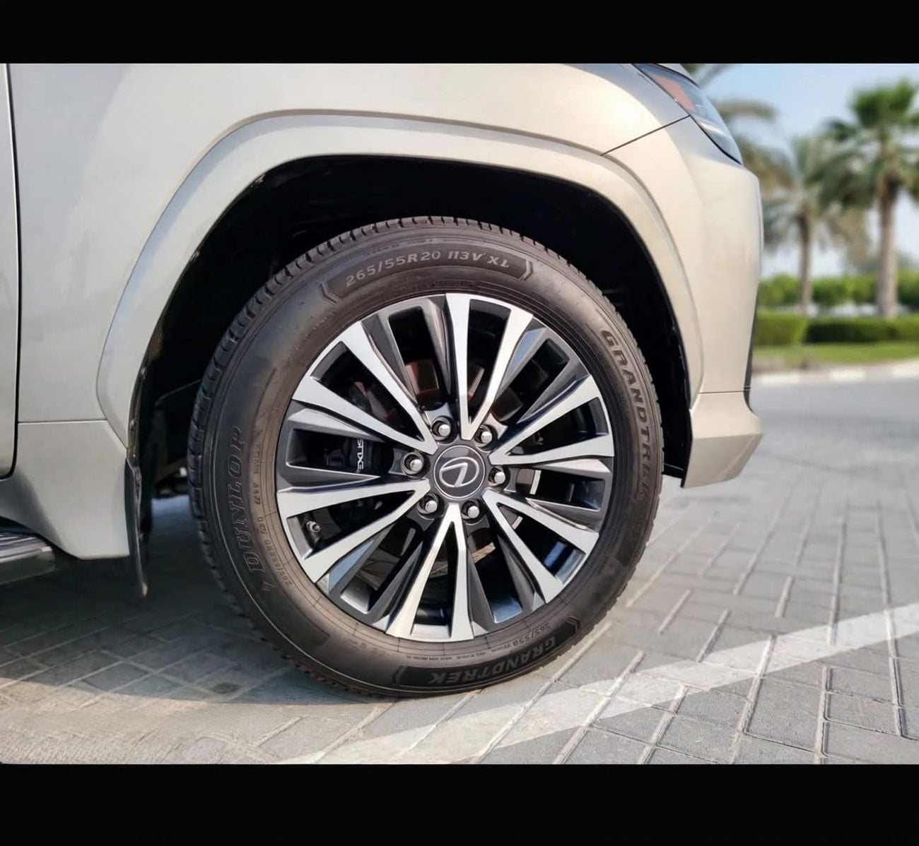 Lexus LX600 PRESTIGE