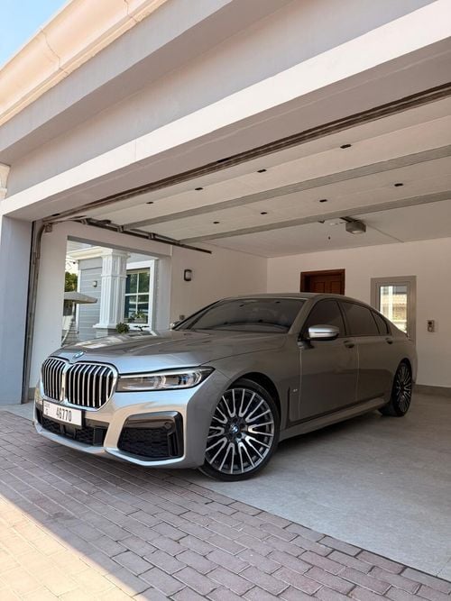 بي أم دبليو 750Li إكس درايف إم سبورت FULL WARRANTY + SERVICE PACKAGE UNTIL Nov'2027