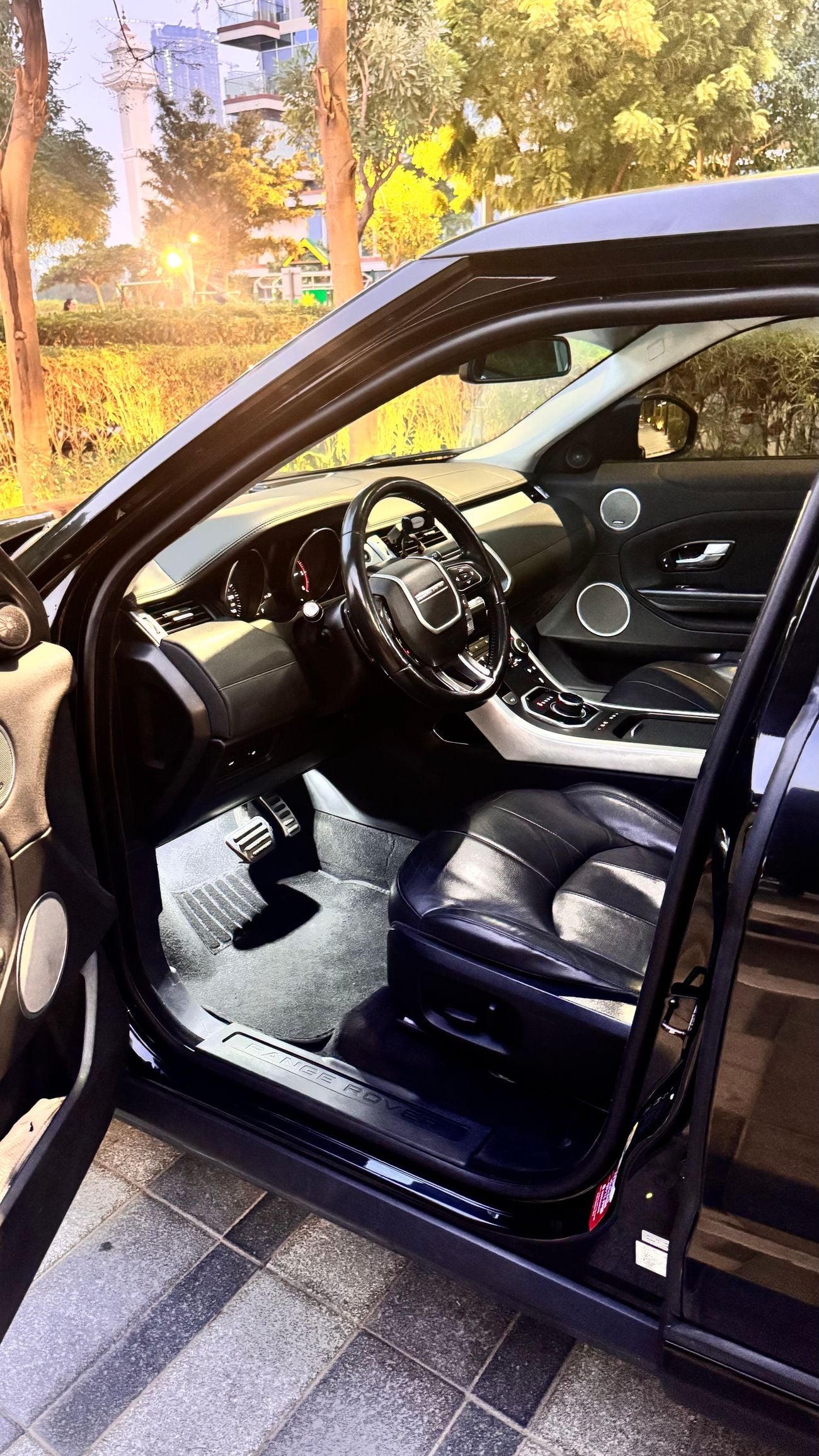 Land Rover Range Rover Evoque Dynamic Black Pack