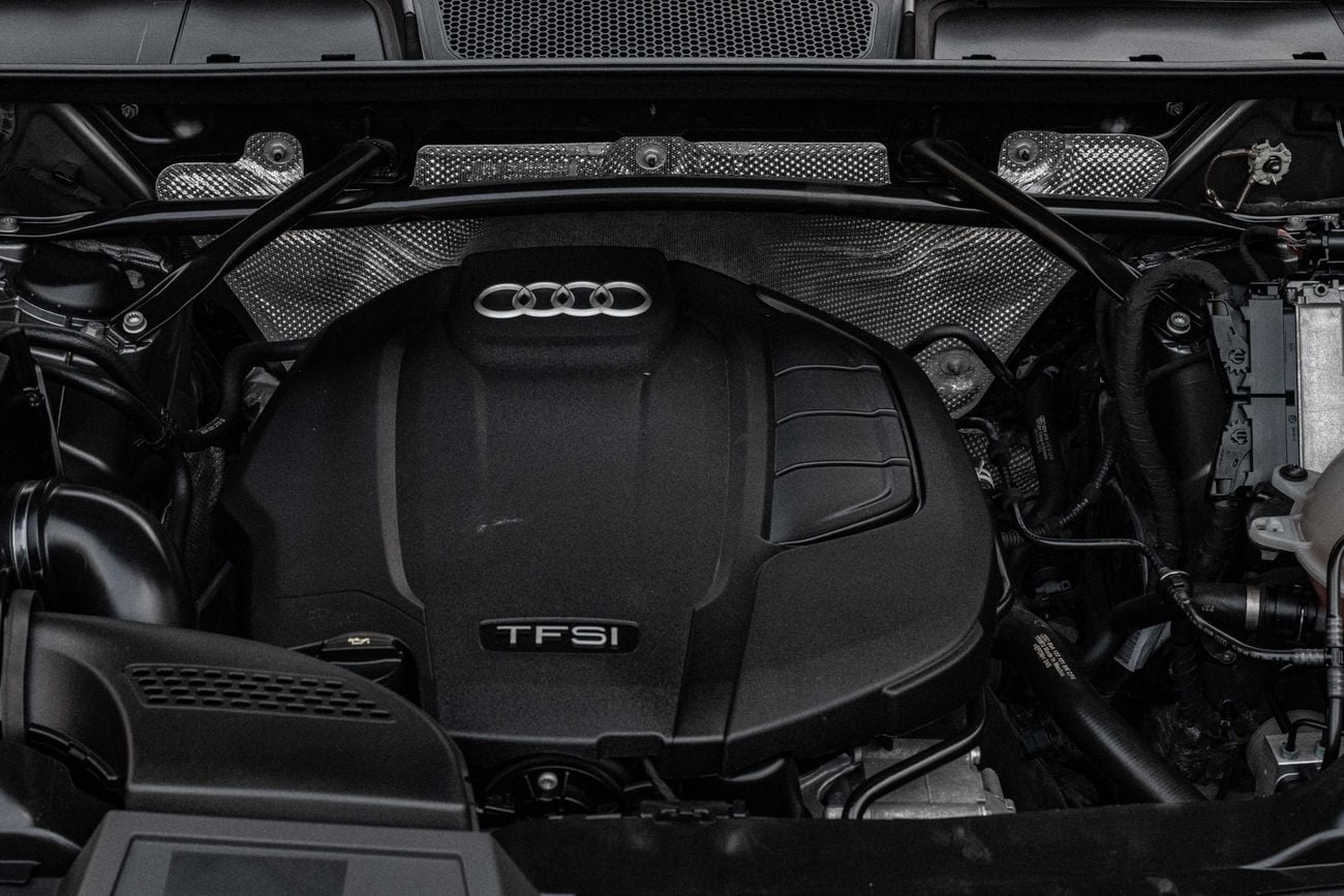Audi Q5 45 TFSI QUATTRO S-LINE Q5 45 TFSI Quattro S-Line | 1,567 P.M | 0% Downpayment | Under Warranty!