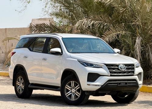 Toyota Fortuner EXR 1380-Monthly l GCC l 2.7L, V4, EXR l Accident Free