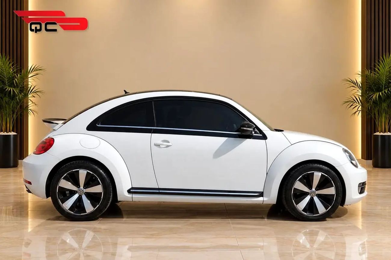 Volkswagen Beetle S | GCC Specs | Iconic Design