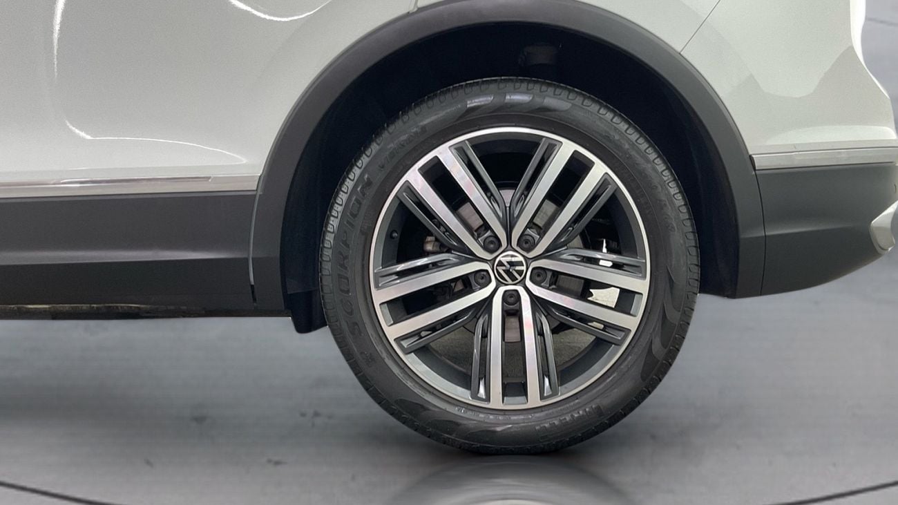 Volkswagen Tiguan ELEGANCE | Guaranteed Warranty | 0 Down Payment