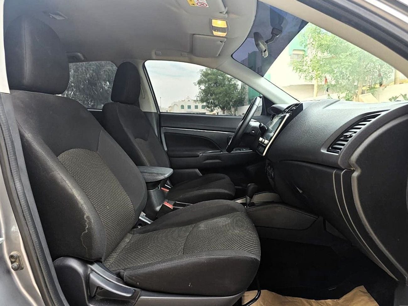 Mitsubishi ASX GLX LOWLINE Low 2.0L FWD Mitsubishi Asx 2.0L FWD Gcc 2024 Silver Color