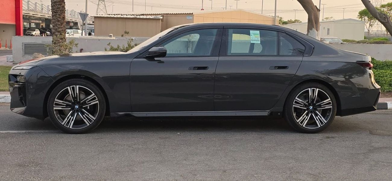 BMW 735i
