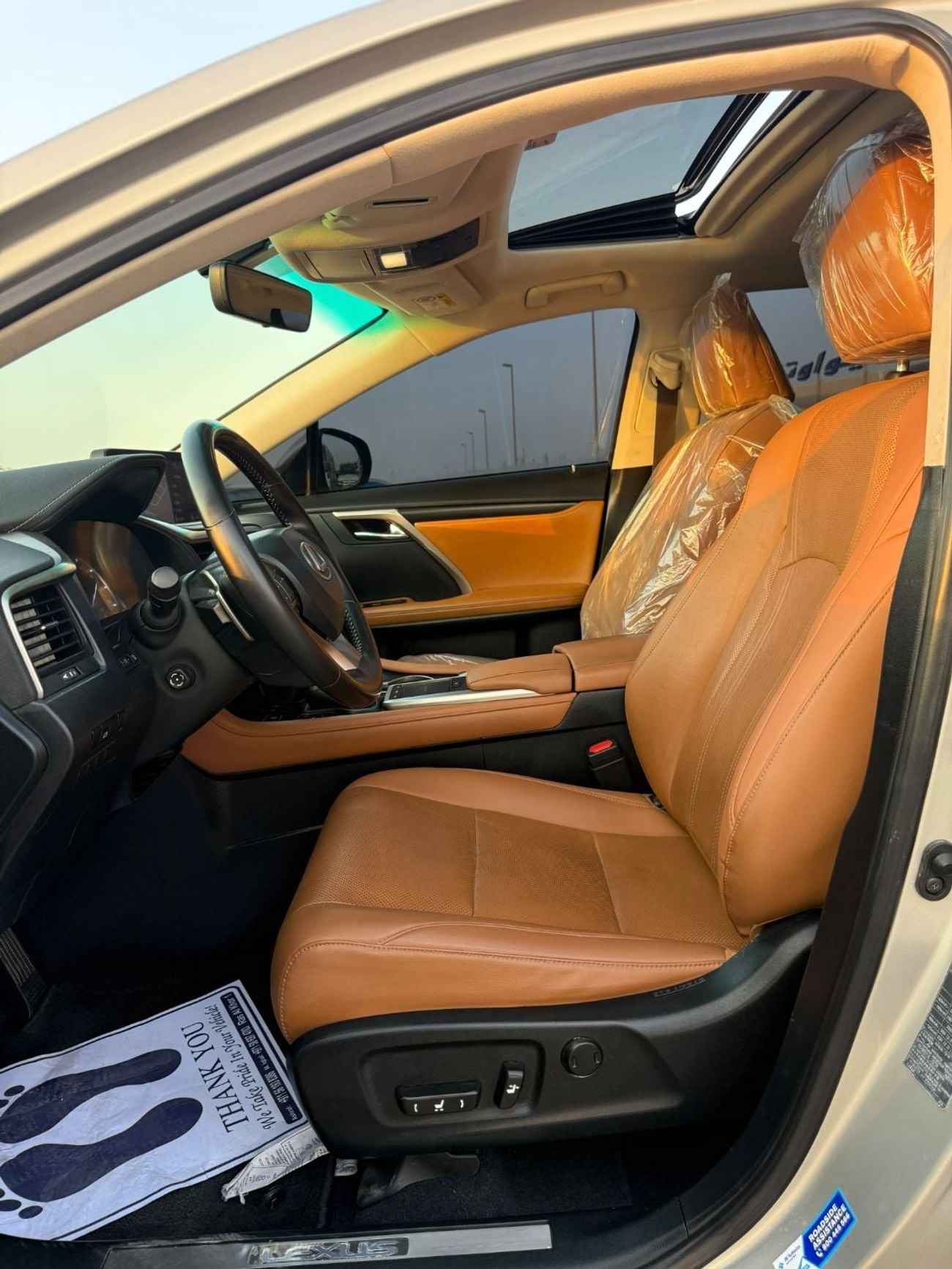 Lexus RX450h PREMIER 2021 LEXUS RX450H LUXURY HYBRID 3.5L V6 GCC WITH SUNROOF AWD AND COOLING SEATS
