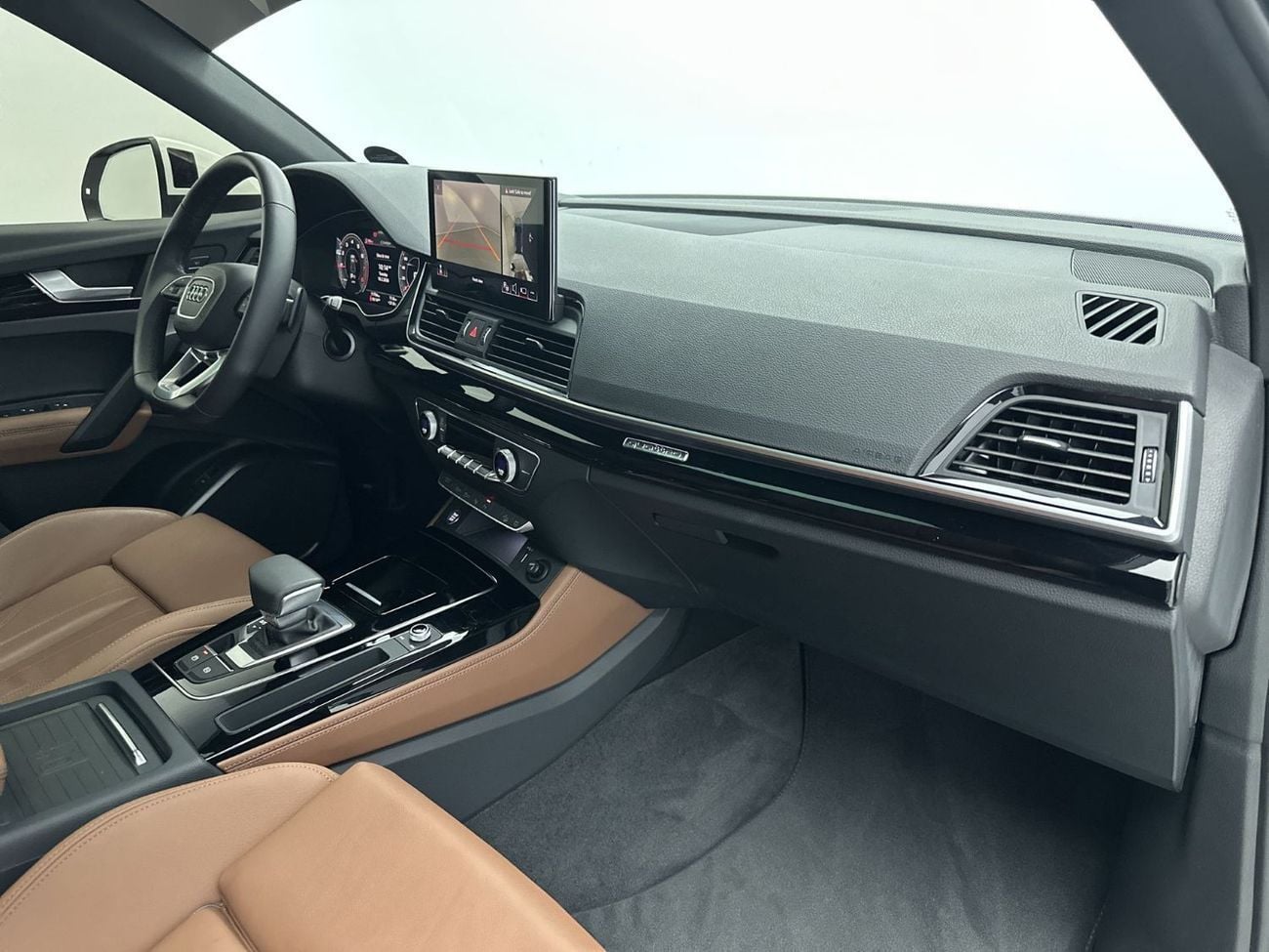 Audi Q5 45 TFSI S-LINE quattro 249hp (Ref# 38686)