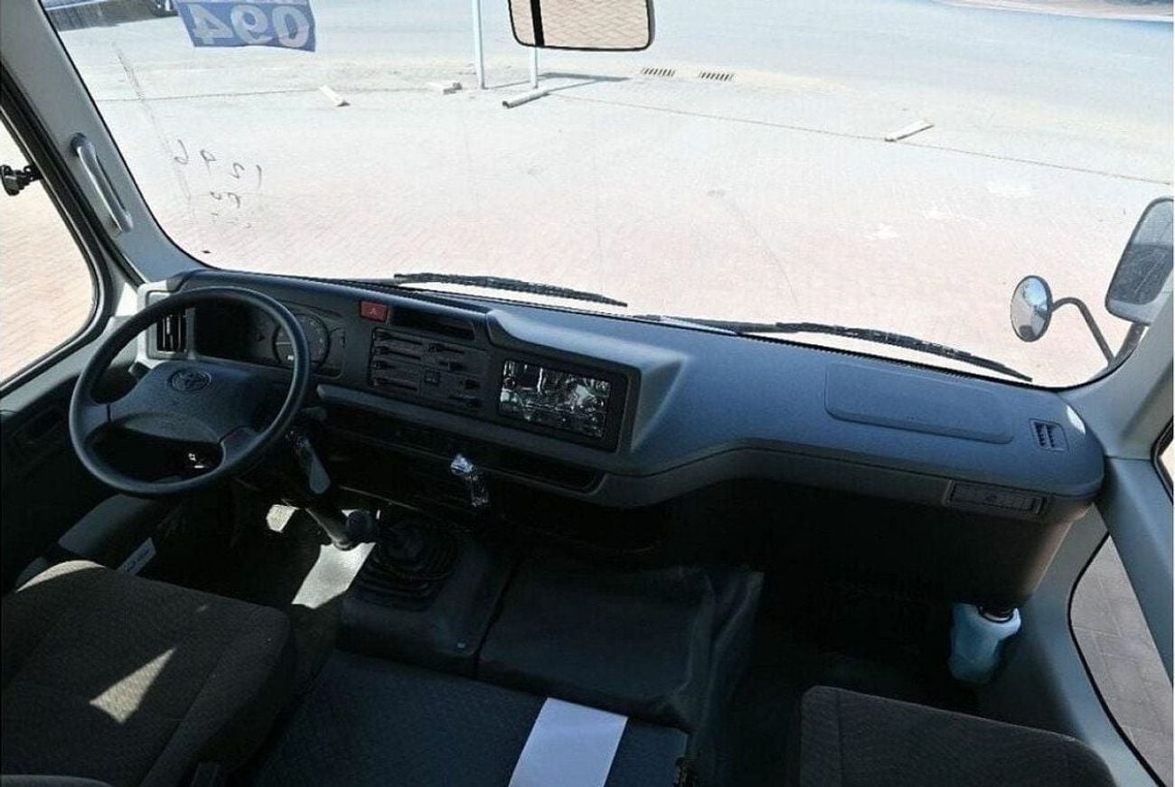 تويوتا كوستر TOYOTA COASTER 4.0L DIESEL 23 SEATER MANUAL TRANSMISSION 2026
