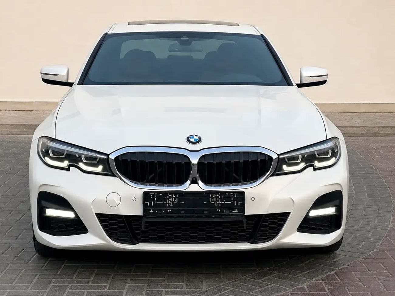 BMW 330i M SPORT 1,480 P.M | Stunning 330i M Sport | GCC Specs | Low Mileage | Pristine Condition origin