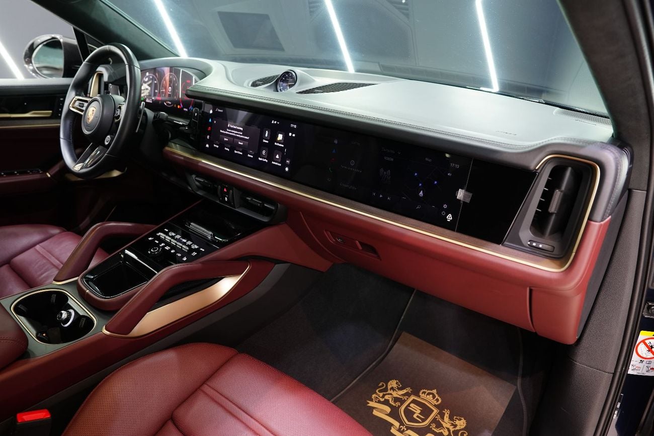 Porsche Cayenne GTS Coupe, Carbon Design Pack, Passenger Display, Burmester Audio, Dealer Warr!