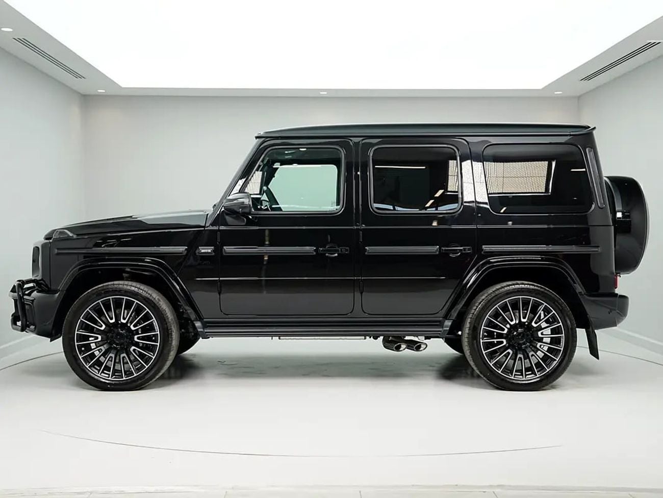 Mercedes Benz G63 AMG STANDARD G 63 AMG | A22 | CARBON PACKAGE | FULL OPTION