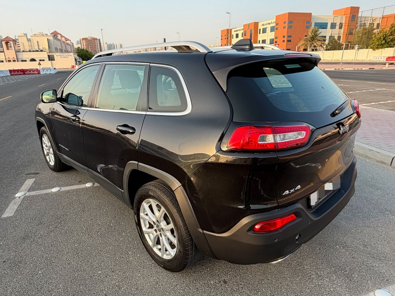 Jeep Cherokee LONGITUDE