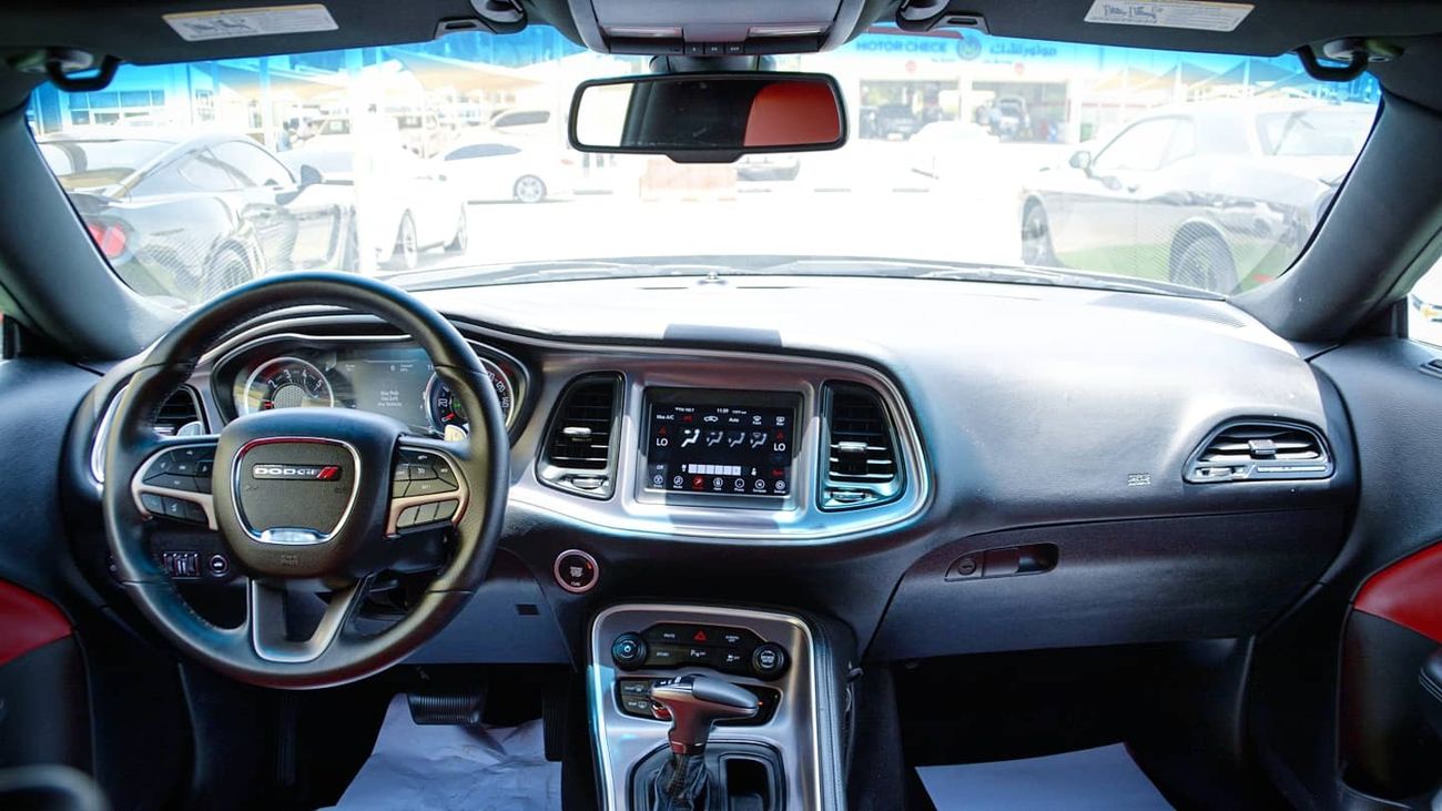 Dodge Challenger SOLD!!!!!!Challenger R/T Hemi V8 5.7L 2019/ Leather Interior/ SRT Body Kit/Very Good Condition