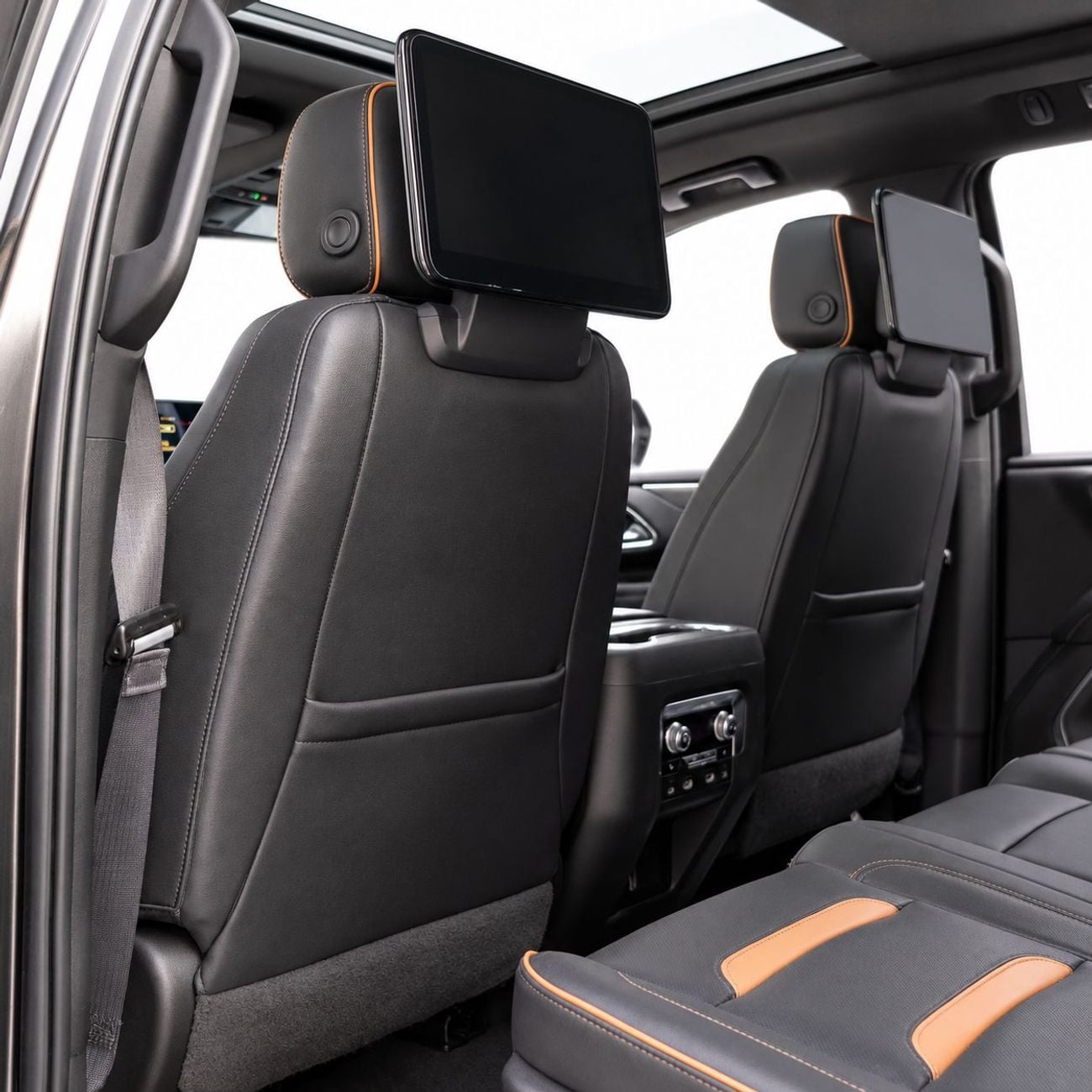 GMC Yukon AT4 AED 2,682 P.M • 0% Downpayment • GMC Yukon AT4 • 1 Year Warranty