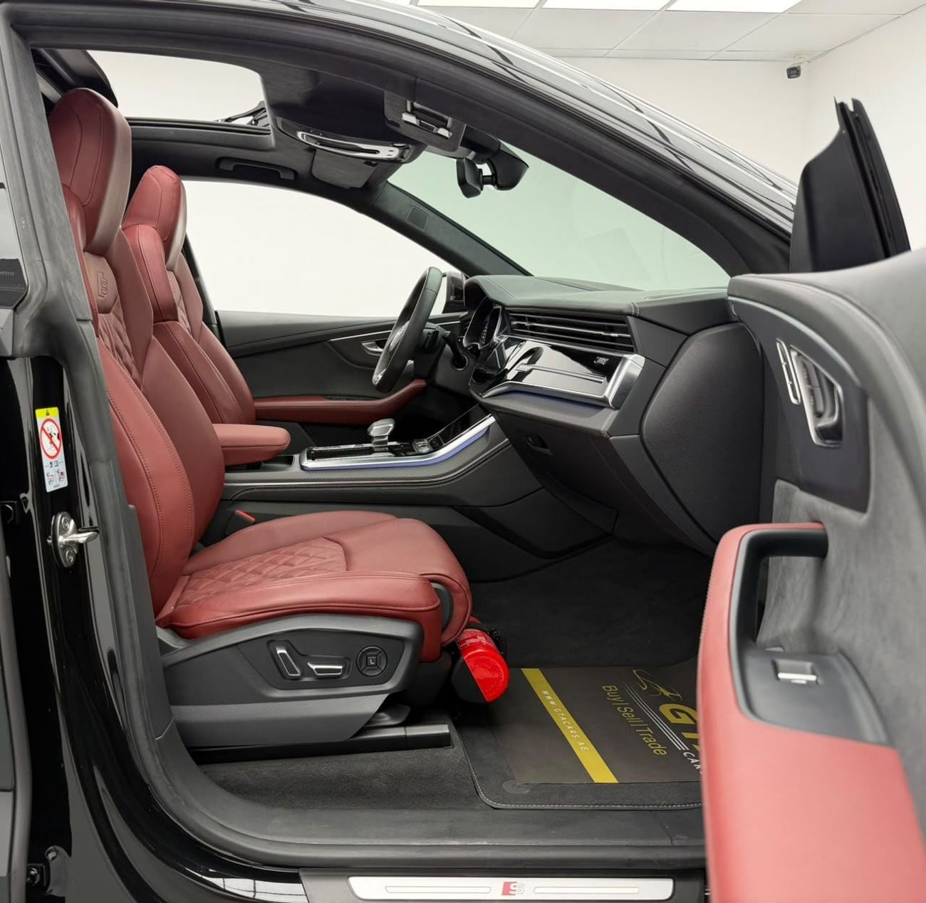 Audi SQ8 STANDARD