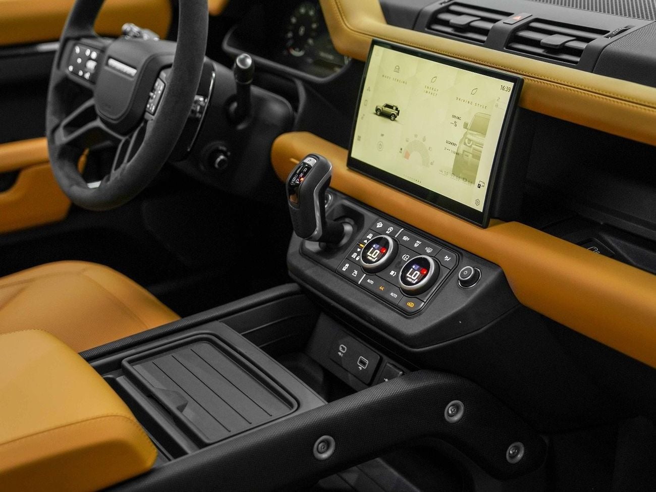 لاند روفر ديفندر 2023 DEFENDER CARPATHIAN EDITION V8 - BRAND NEW - WARRANTY AVAILABLE