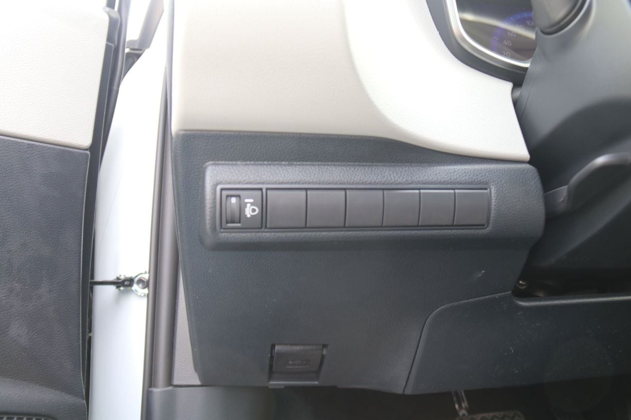 Toyota Corolla XLI 2026 TOYOTA COROLLA 1.8L STD SUNROOF