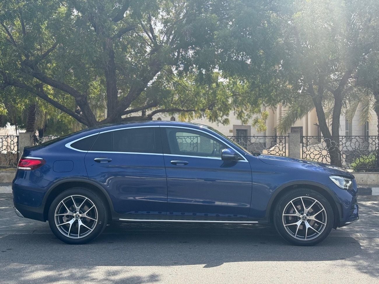 Mercedes Benz GLC 300 AMG 2.0L