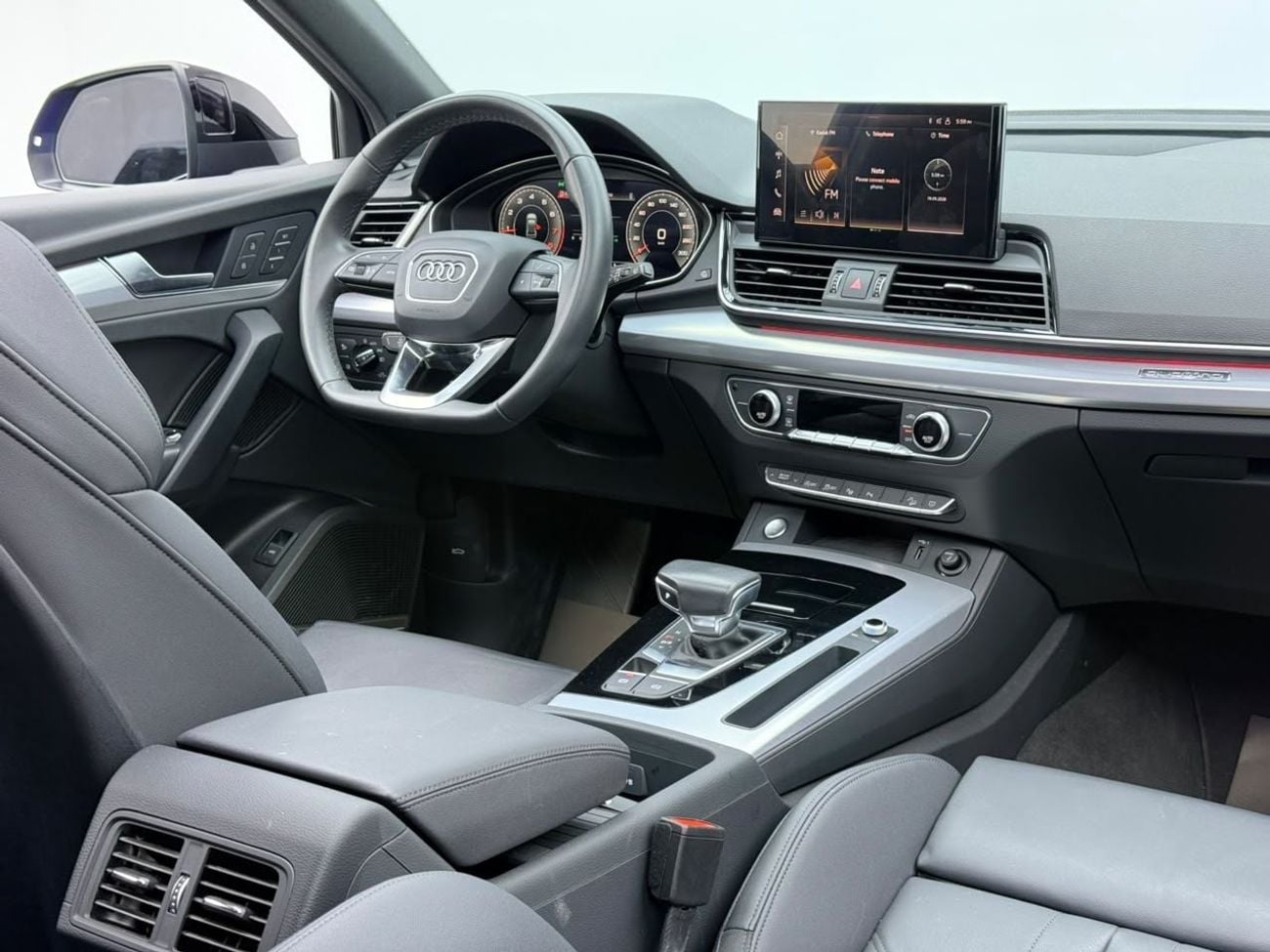 Audi Q5 45 TFSI SPORTBACK S-LINE 2023 Audi Q5 45 TFSI quattro, Audi Warranty+Service Contract+Full Service History, GCC Specs