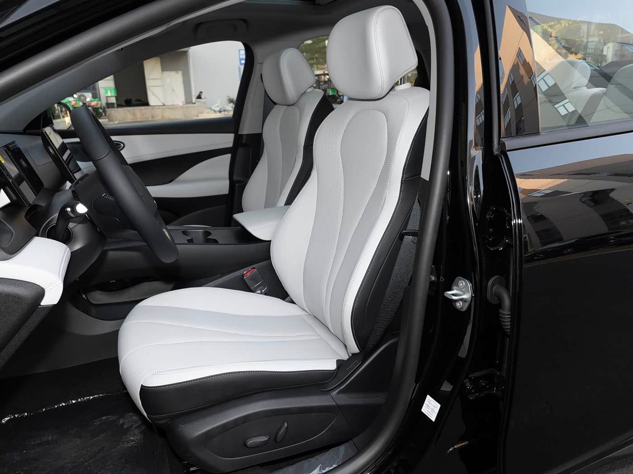 BYD Seal 05 STANDARD DM-i 210KM PREMIUM EDITION | 2026 | COMING SOON