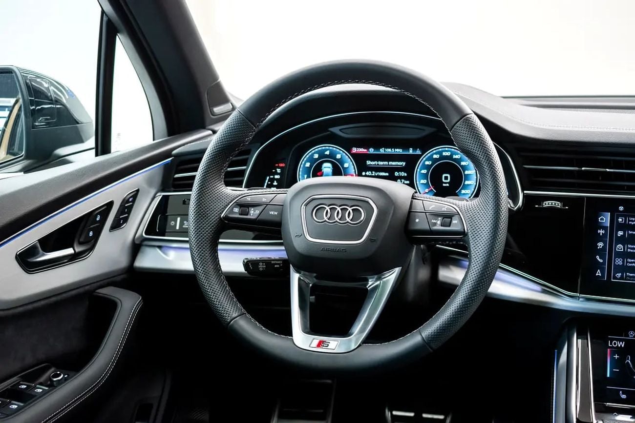 Audi SQ7 4.0 TFSI quattro - European Specs - Brand Performance SUV | WARRANTY AND SERVICE
