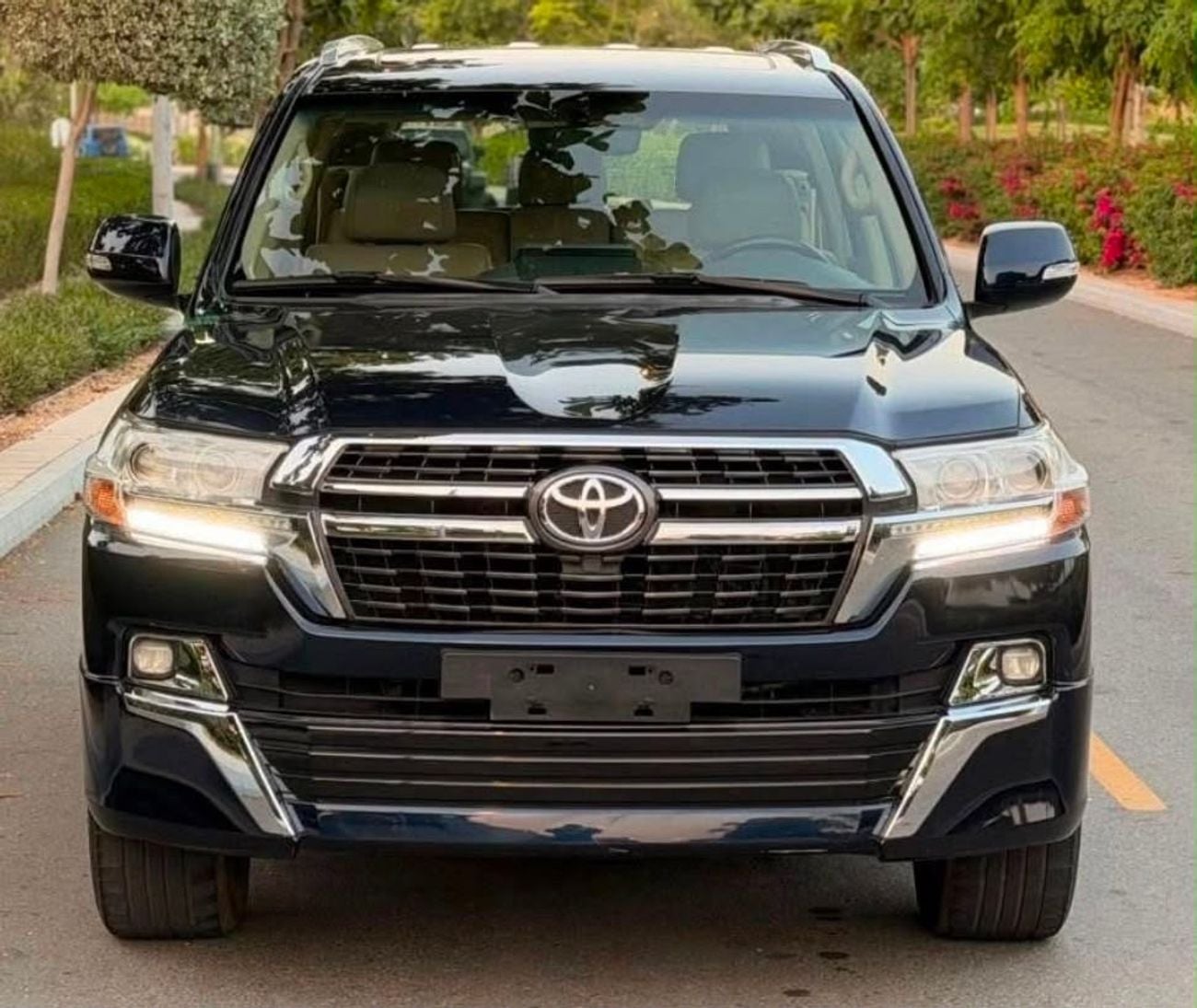 تويوتا لاند كروزر GXR Grand Touring V8 LHD Petrol