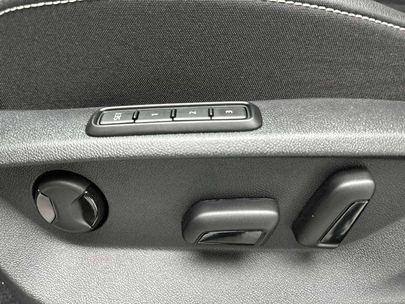 Volkswagen Teramont COMFORTLINE Teramont 2.0L (Facelift 2) | Refreshed Design & Panoramic Roof | 39,100 AED SAVINGS from