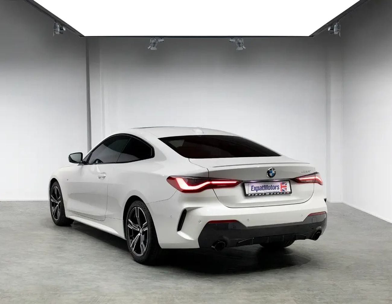 BMW 420i M SPORT FDSH • Service Contract + Warranty until • GCC