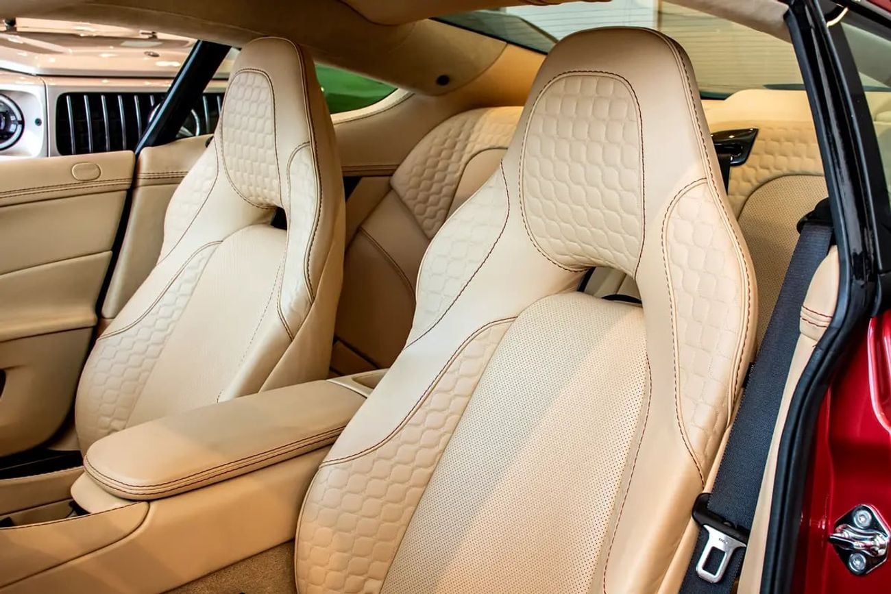Aston Martin Vanquish Carbon Black | GCC Specs | Pristine Condition