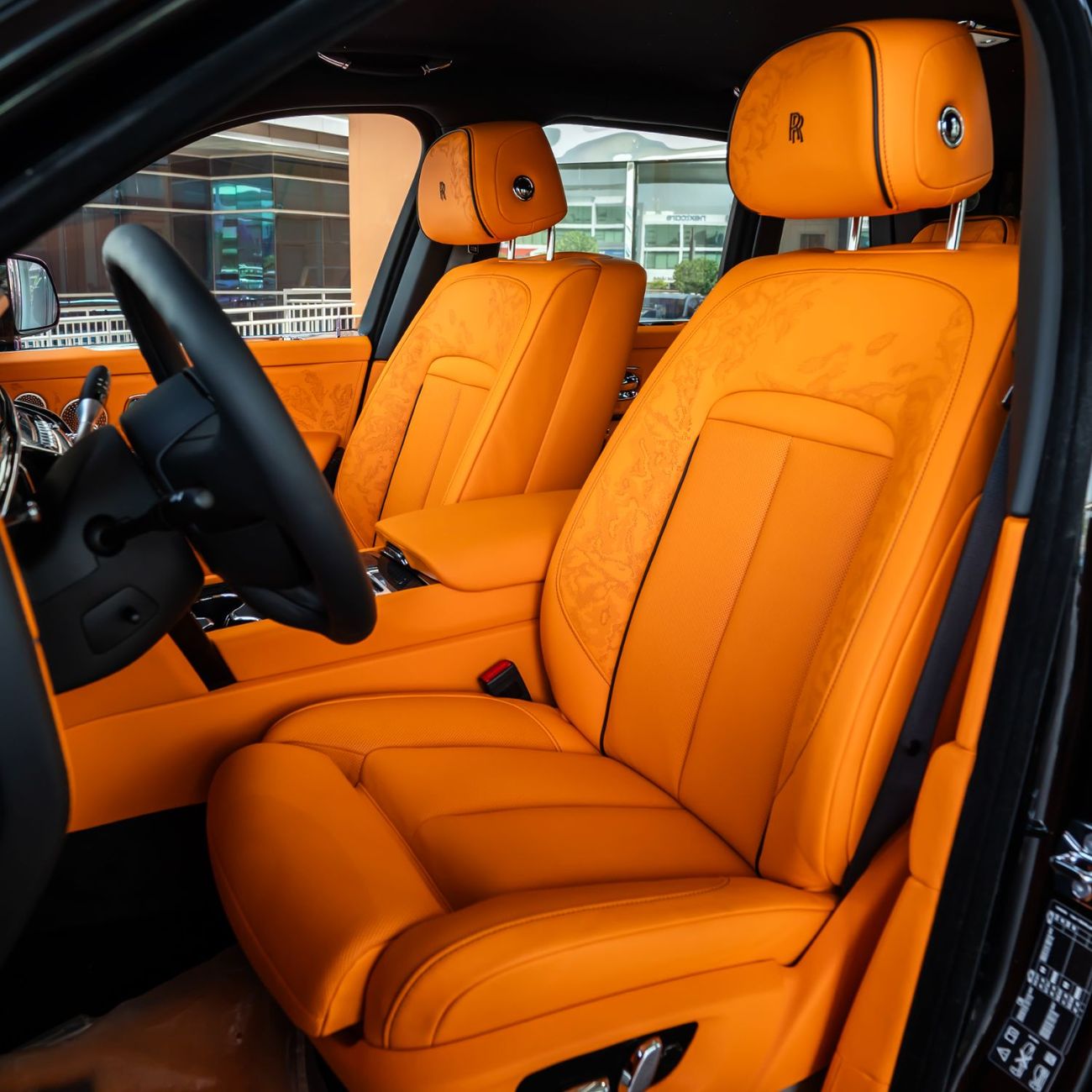 Rolls Royce Cullinan BLACK BADGE