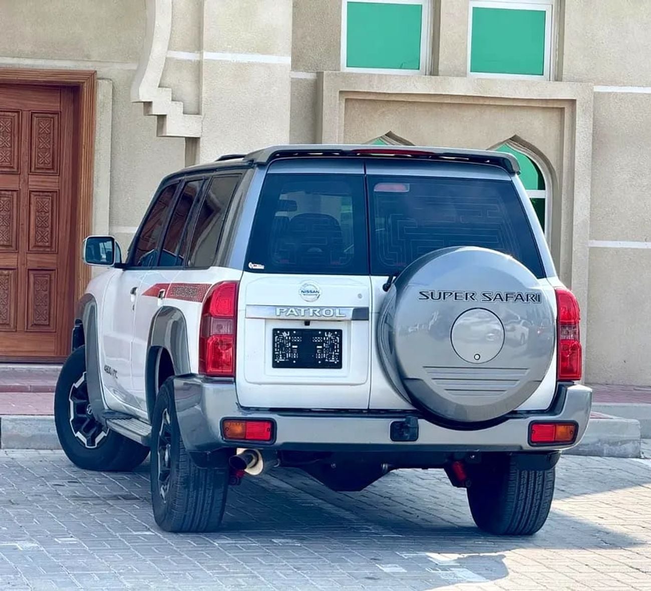 Nissan Patrol SUPER SAFARI - GCC Specs - Perfect Condition