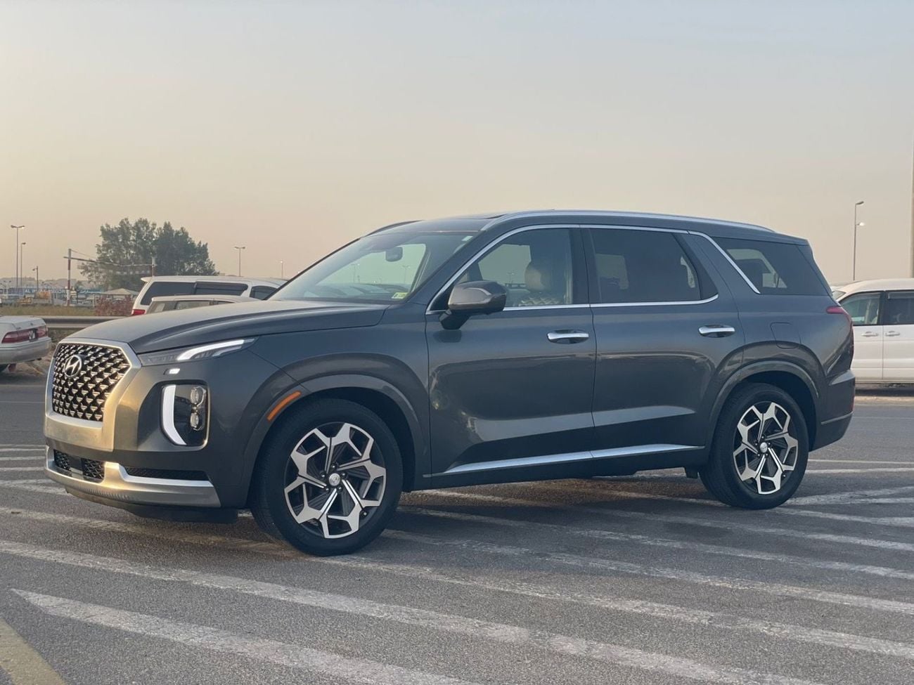 Hyundai Palisade 2021 Hyundai Palisade Calligraphy Edition Full Option Panoramic View - 360* 5 CAM - HUD - 3.8L V6 -